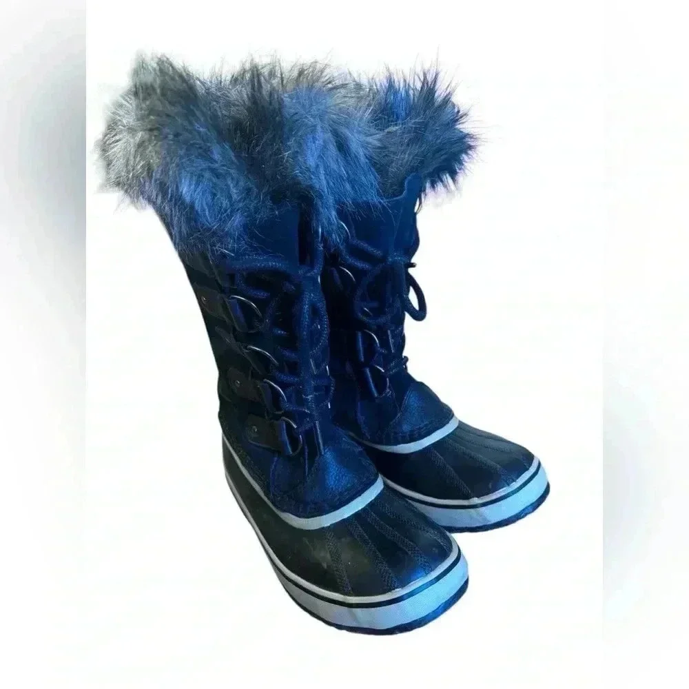 SOREL Joan of Arctic Boots in Black/Quarry